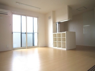 Living and room. ☆ LDK counter kitchen ☆