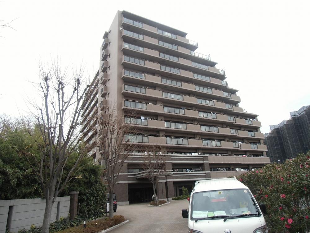 Local appearance photo. Local (12 May 2013) Shooting