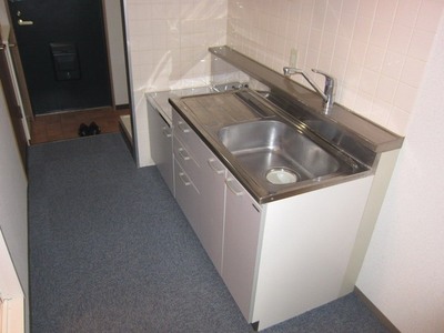 Kitchen. Two-burner gas stove installation Allowed