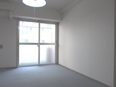 Living and room. Of course, air-conditioned