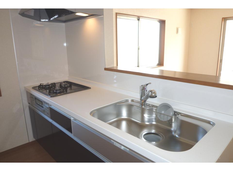 Same specifications photo (kitchen). Same specifications