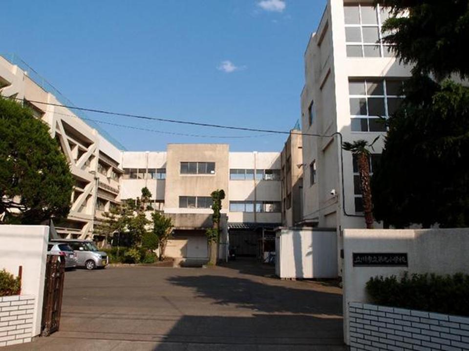 Primary school. 709m to Tachikawa Municipal ninth elementary school