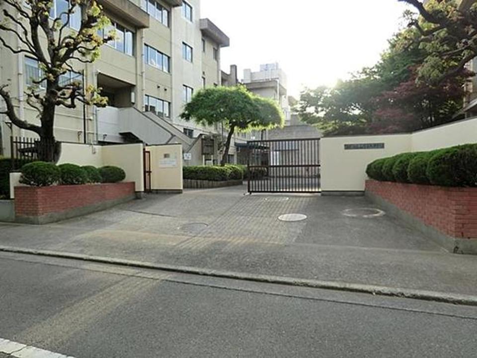 Junior high school. 1252m to Tachikawa Municipal Tachikawa ninth junior high school