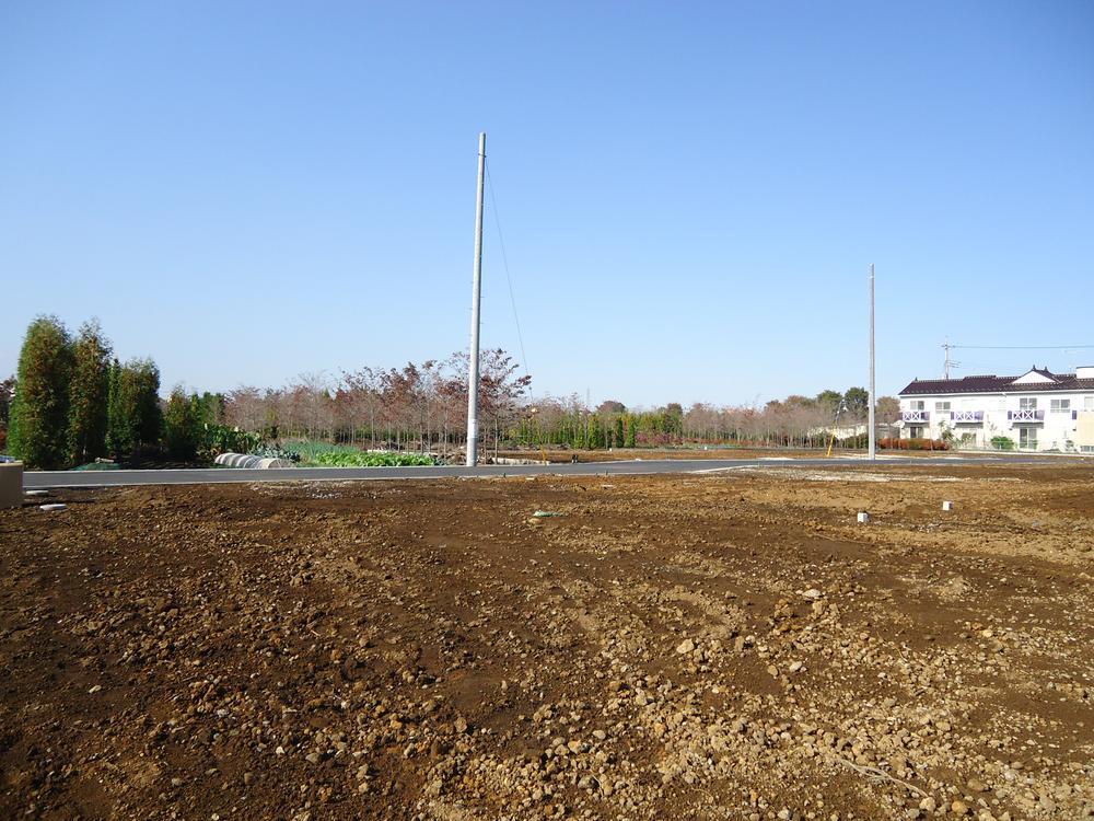 Local land photo. Local (11 May 2013) shooting all Shitsuminami facing Floor plan is also available!