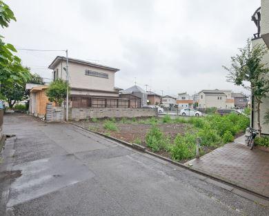 Local photos, including front road