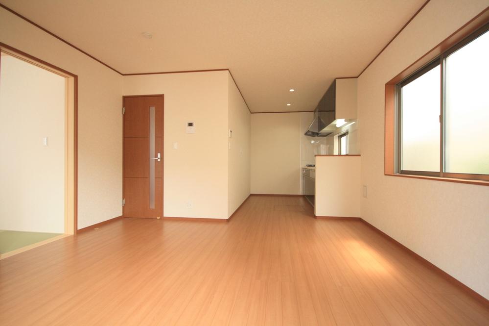 Same specifications photos (living). The company construction cases