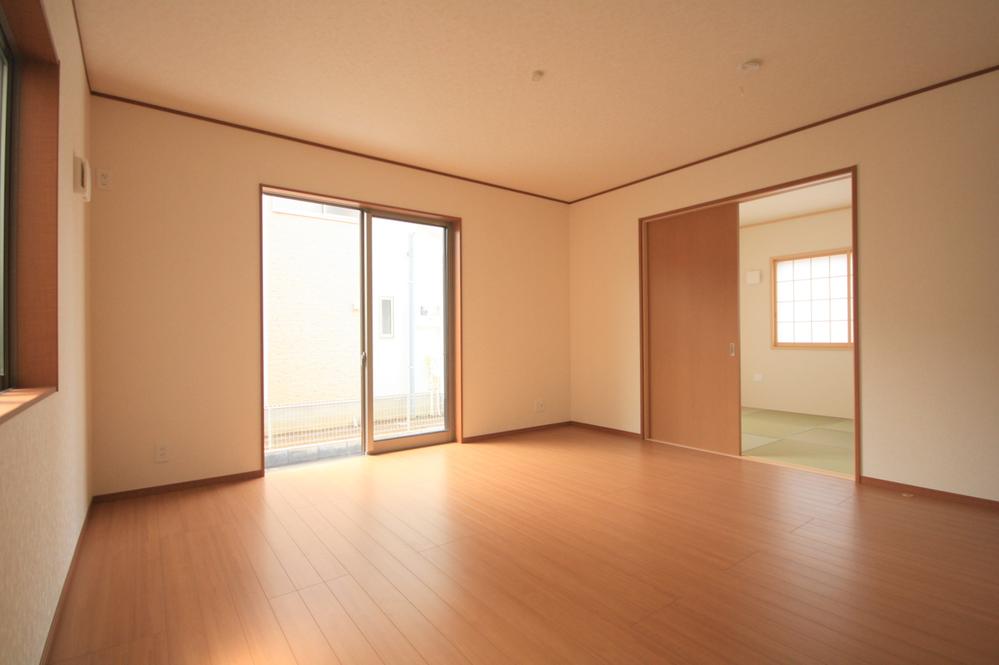 Same specifications photos (living). The company construction cases