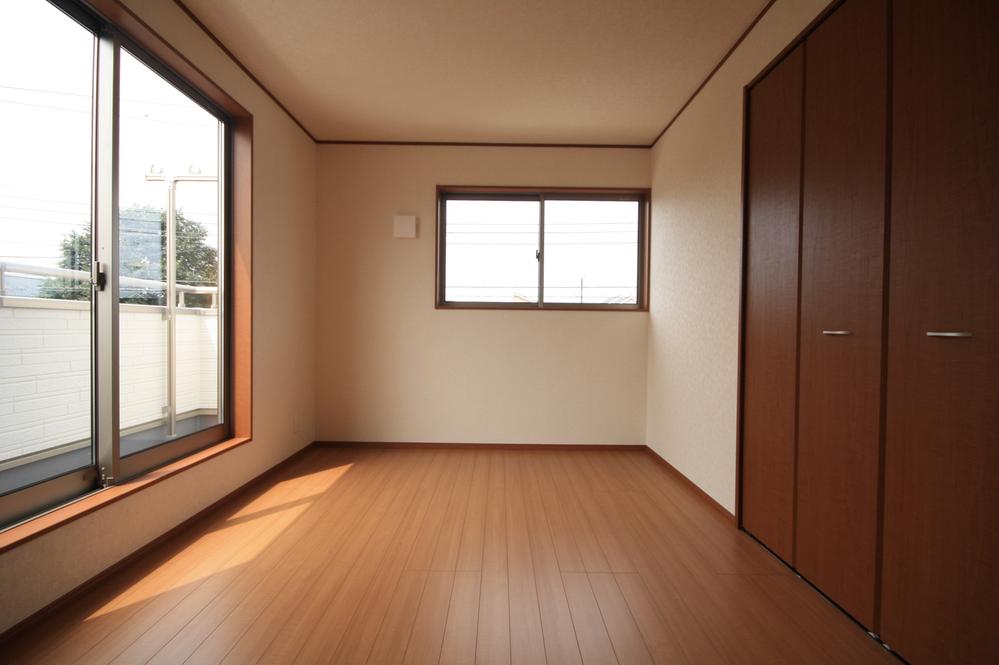 Same specifications photos (Other introspection). The company construction cases