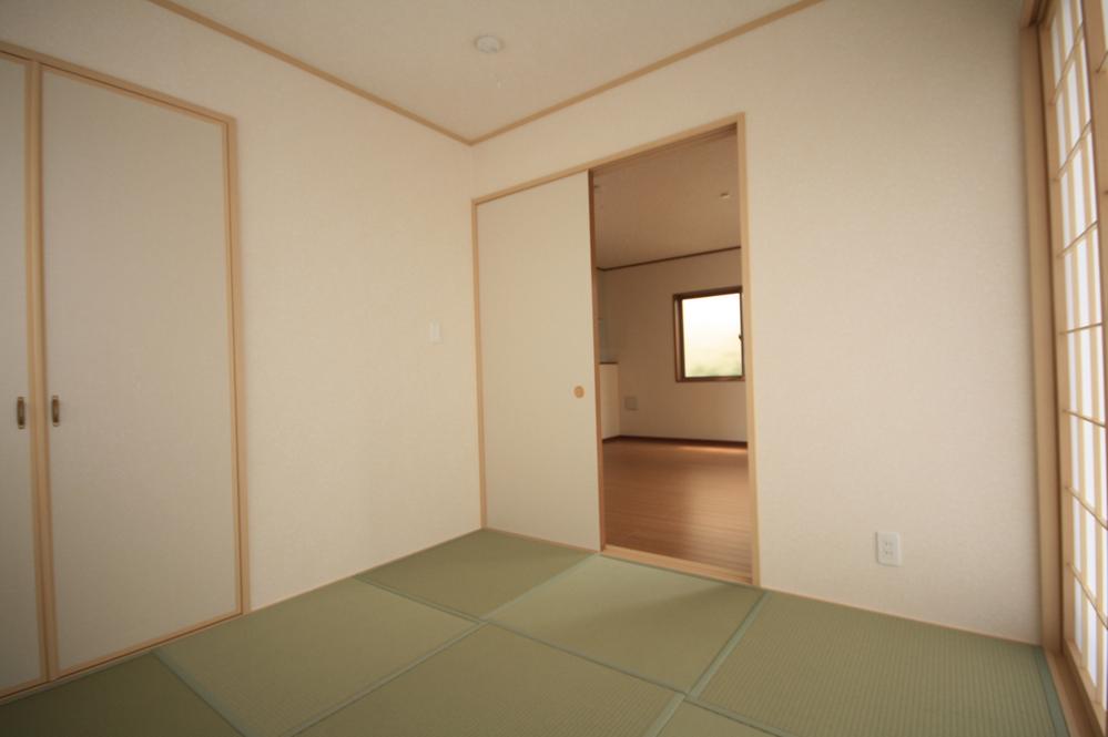 Same specifications photos (Other introspection). The company construction cases