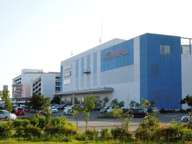 Shopping centre. 2700m to Aeon Mall Musashi Murayama (shopping center)