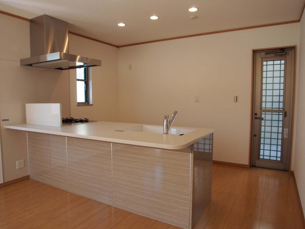 Kitchen. Indoor (12 May 2013) Shooting Cafe style kitchen