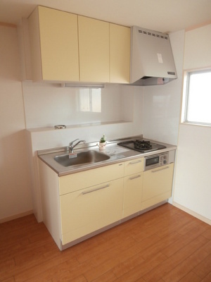 Kitchen. ☆ Now new! Two-burner stove ・ The system kitchen with a grill