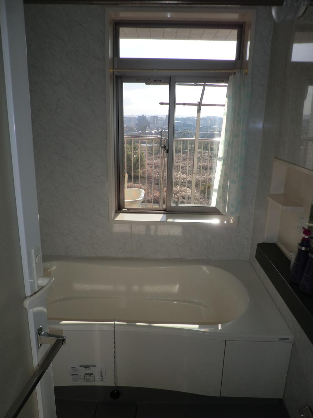 Bathroom. Indoor (11 May 2013) Shooting