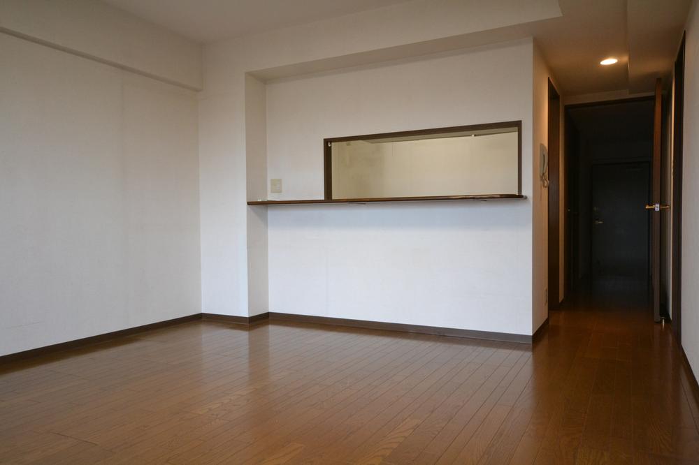 Living. Indoor (10 May 2013) Shooting