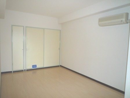 Other room space. 3LDK Spacious space