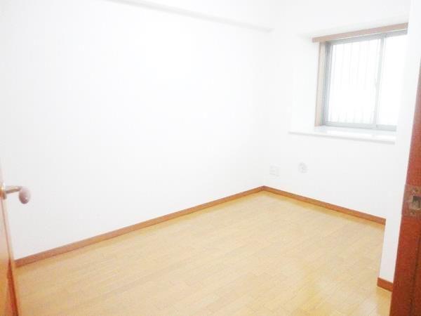 Non-living room
