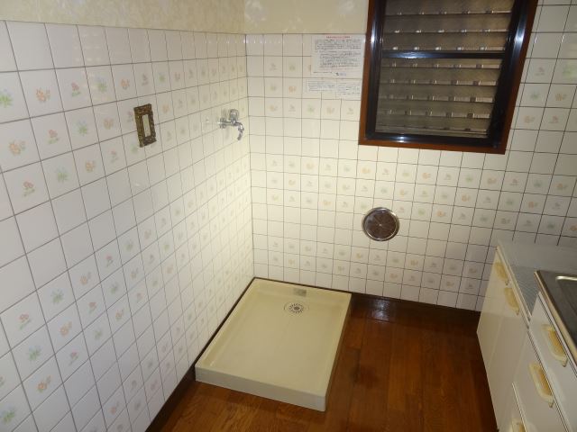 Other Equipment. Washing machine Storage