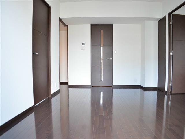Living. Living is the floor plan of the center