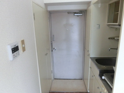 Entrance. With shoe box