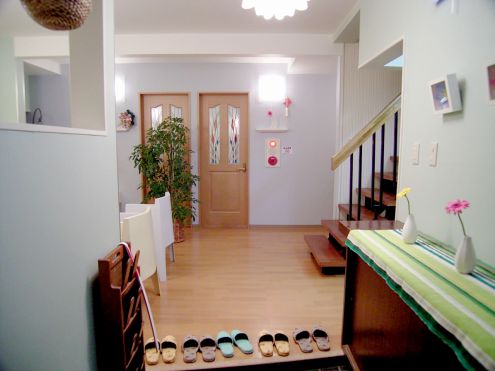 Entrance. Shared entrance