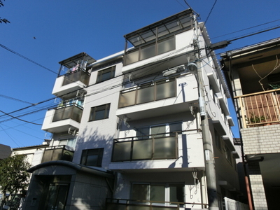 Building appearance. Nezu Station 8 min. Walk