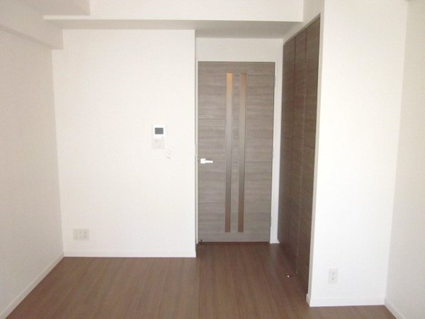 Living and room. A bright room