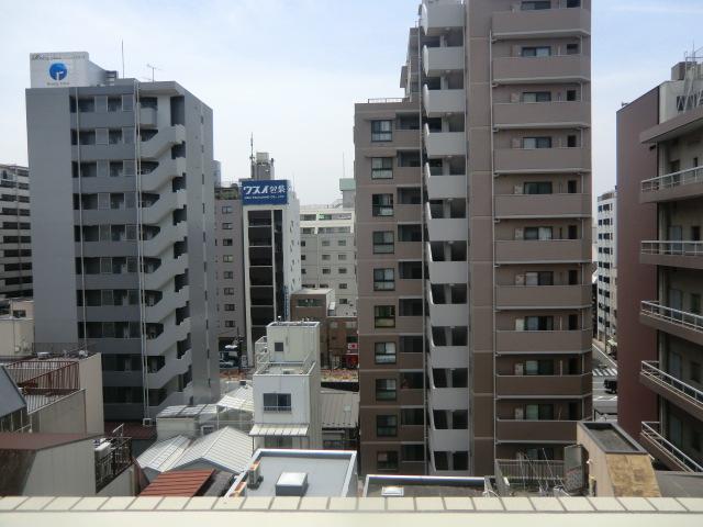 View photos from the dwelling unit. View from local (September 2013) Shooting