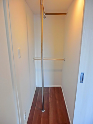 Receipt. It is a popular walk-in CL equipped