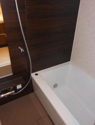 Bath. Bathroom drying function equipped