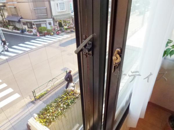 View photos from the dwelling unit. ~ A quiet life away from the hustle and bustle with a double sash ~