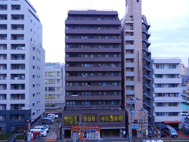 View photos from the dwelling unit. View from the site (December 2013) Shooting