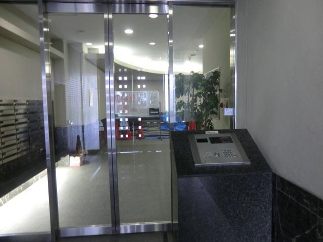 Other common areas. Common areas Entrance auto lock