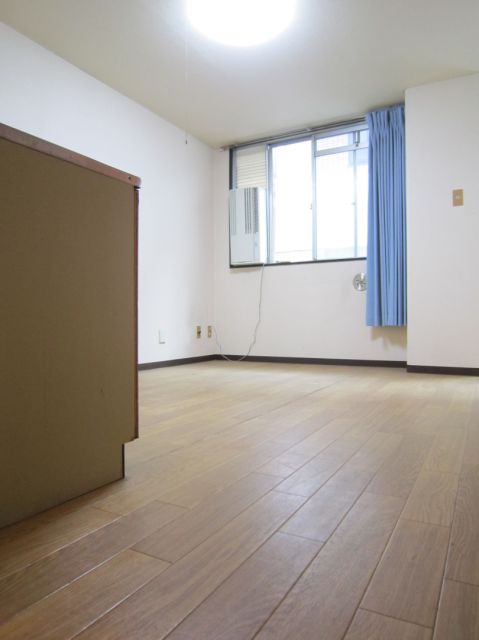 Living and room. Living-dining is also wide. 