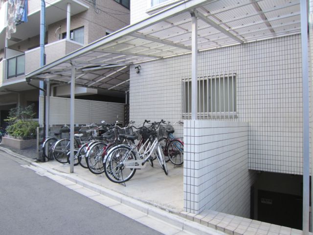 Other. Place for storing bicycles