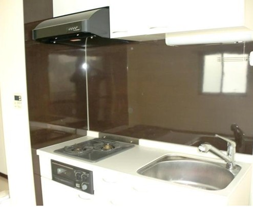 Kitchen. 3-neck Gasukitchin