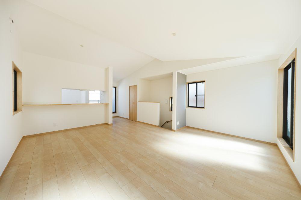 Same specifications photos (living). Same specifications