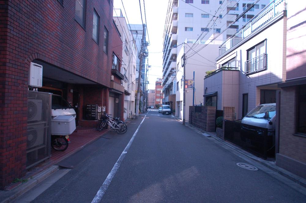 Other local. Frontal road