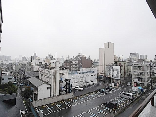 View photos from the dwelling unit. View from sharing unit