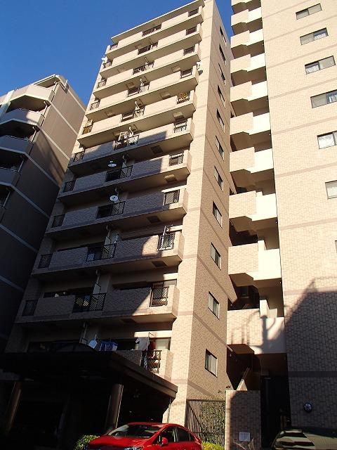 Local appearance photo. 1995 Year Built, Courier BOX ・ Auto-lock is equipped.