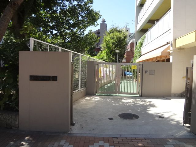 kindergarten ・ Nursery. Senzoku nursery school (kindergarten ・ 440m to the nursery)