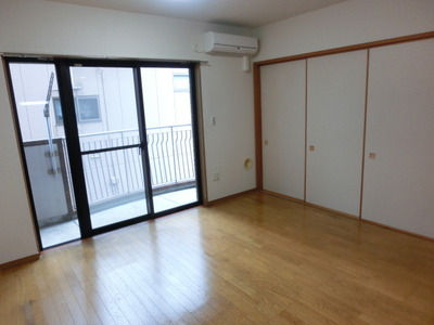 Living and room. LDK12 Pledge room