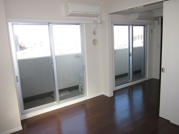 Living and room. Corner room