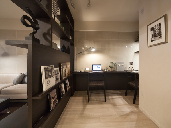 Interior.  [free space] Such as a den or library space, Free-to-use free space.