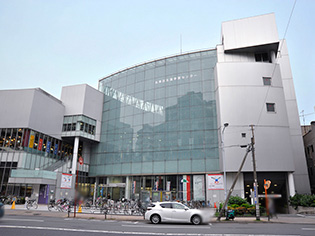 Surrounding environment. Central Library (12-minute walk / About 900m)