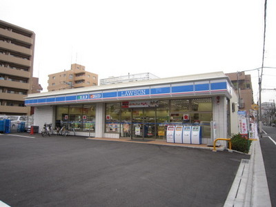 Convenience store. 200m to Lawson (convenience store)
