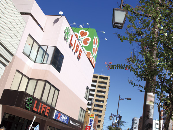 Surrounding environment. LIFE Asakusa store (6-minute walk / About 470m)