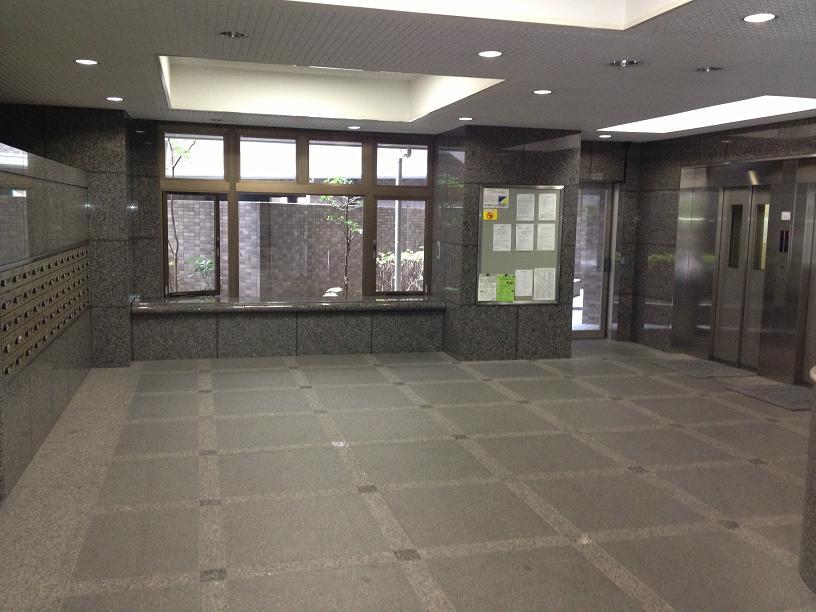 lobby. Common areas ・  ・  ・ Entrance hall