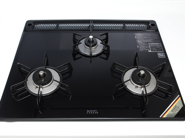 Kitchen.  [Was both the beauty and function Schott glass top plate] Germany ・ Adopt a shot manufactured by heat-resistant ceramic glass top plate. Not only beautiful, Strongly to heat and shock, Difficult dirty luck, It is easy to clean.