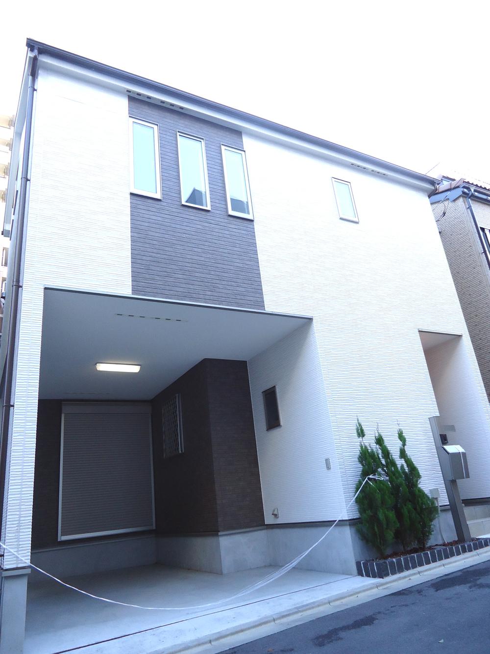 Local appearance photo. Local (12 May 2013) Shooting H Building Exterior Photos