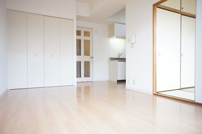 Living and room. LDK9.8 Pledge